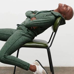Outdoor Voices Cloudknit Sweatshirt in Hunter Green XL